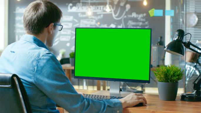 绿色屏幕的电脑绿屏电脑绿幕合成抠像素材特