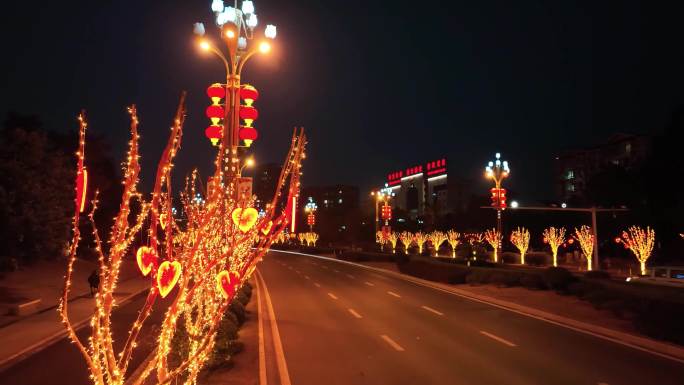 春节绚丽街灯 红灯笼 处处洋溢中国红