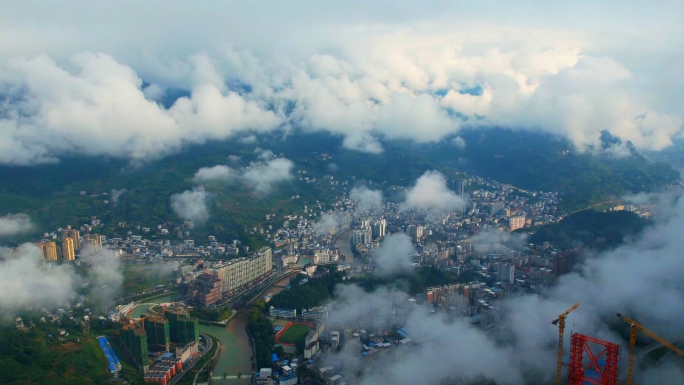 湖北恩施鹤峰县城区云雾航拍007