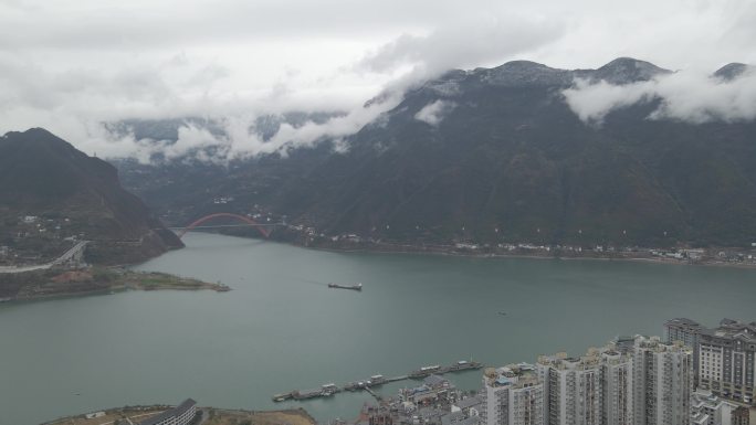 航拍重庆市巫山县巫峡峡口雪景