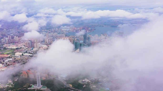 大连城市云海云端云雾航拍穿梭