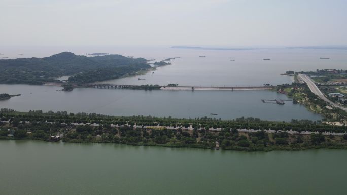 航拍湖南岳阳洞庭湖休闲度假区