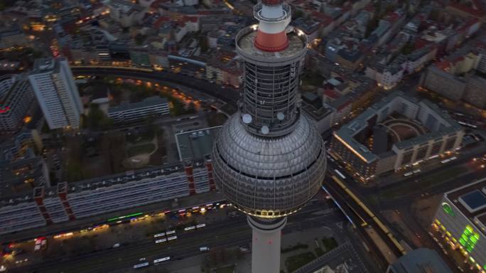 柏林电视塔的夜间超延时摄影