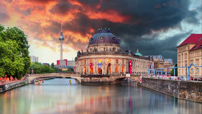 德国Spree河上的柏林博物馆岛