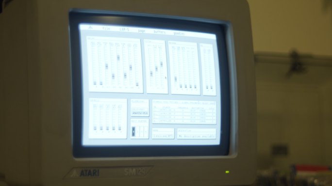 老式电脑大头机上世纪90年代