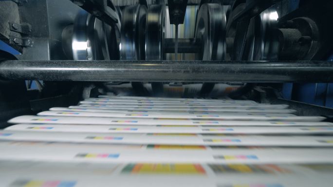 报纸印刷设备控制现代