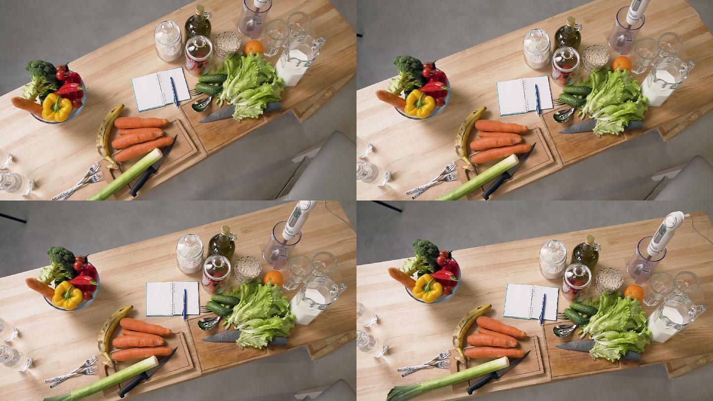 家庭厨房木桌上蔬菜和水果的俯视图