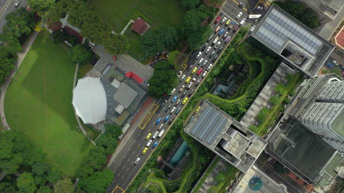 白天新加坡市中心航拍鸟瞰俯视交通堵塞红绿