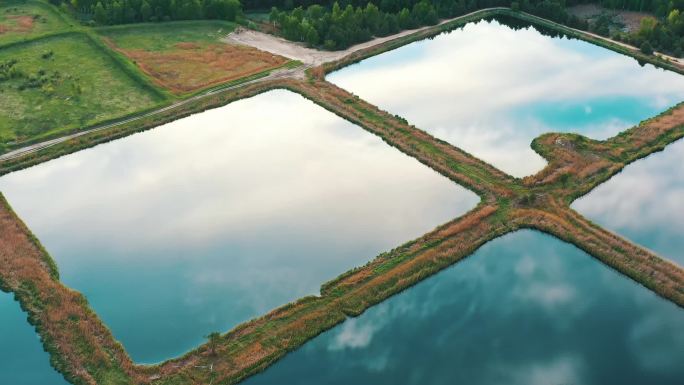 鸟瞰滞留池水池水田乡村