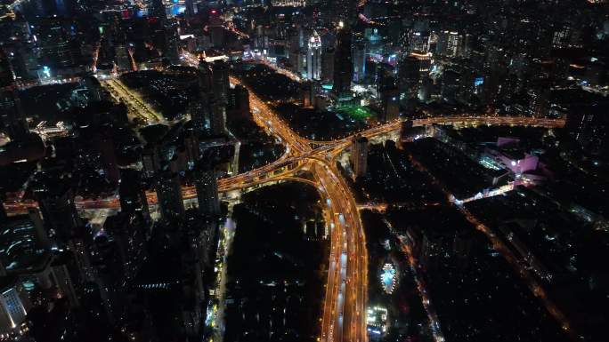 上海市中心道路夜景航拍