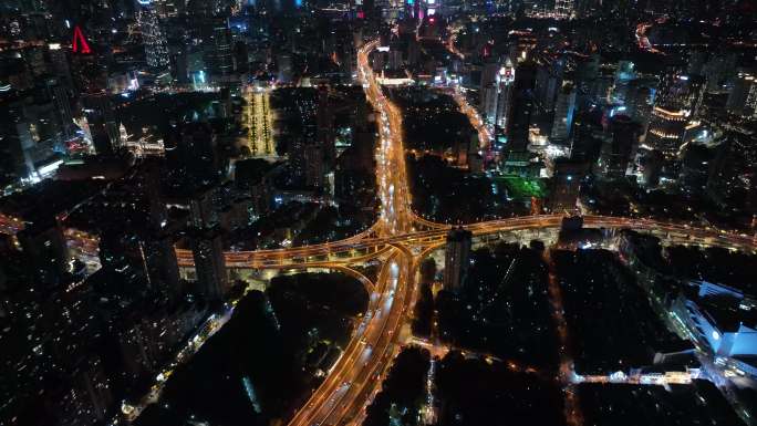 上海市中心道路夜景航拍