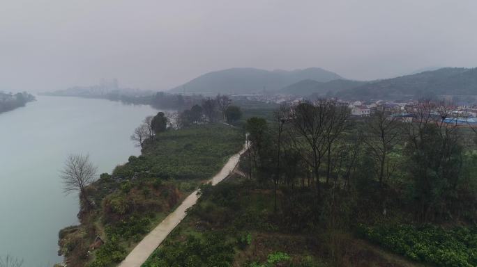 4K航拍湖南澧水河畔山村04