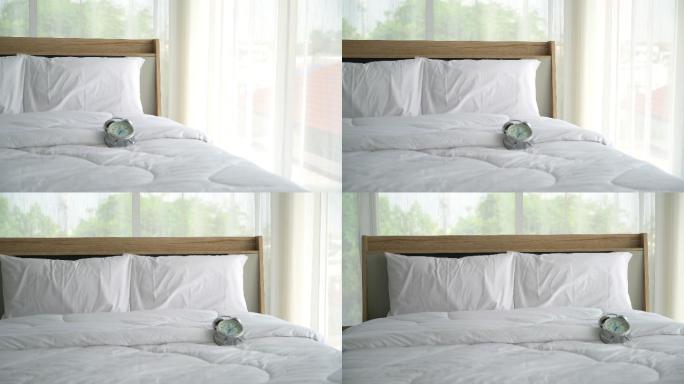 卧室床上装饰白色舒适枕头