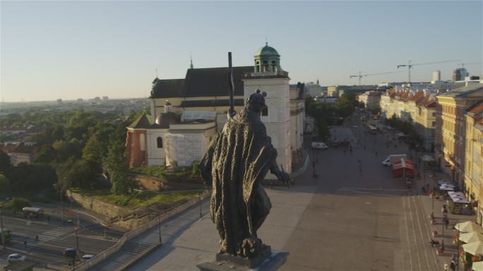 华沙古城的纪念碑雕塑雕像航拍波兰