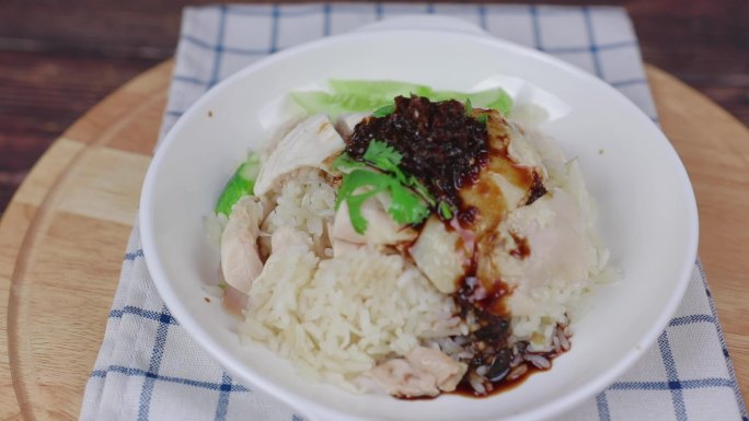 海南鸡饭厨师制作美食食材饭店餐厅摆盘餐饮
