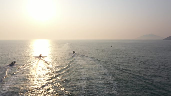 【4K】海和行驶的船