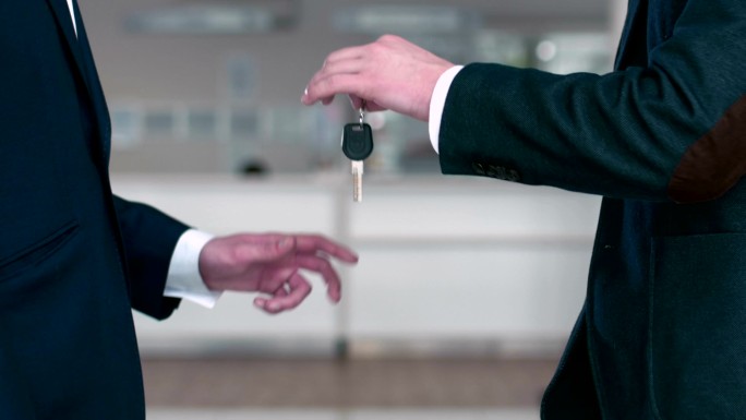 交钥匙和握手买车购车提车租房买房购房