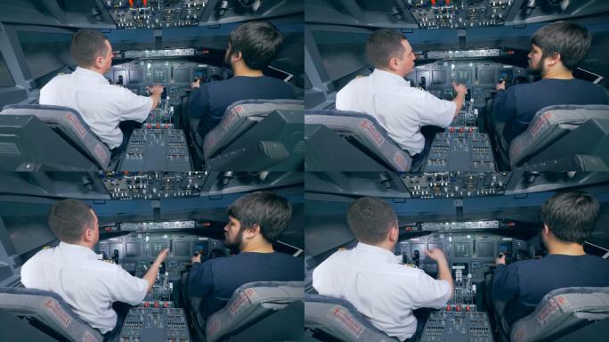 由飞行员控制的飞行模拟器中的飞行过程