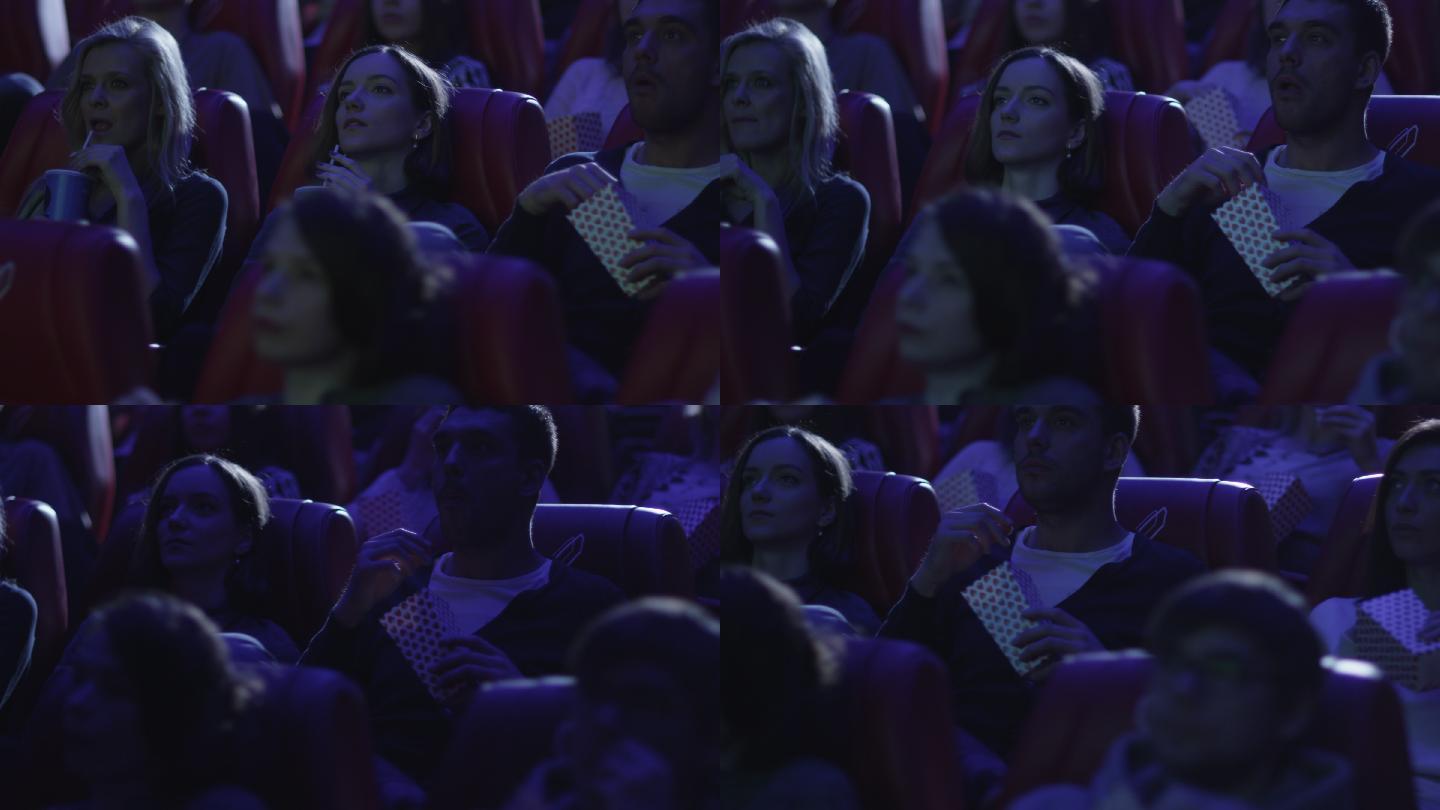 一群人正在电影院看电影
