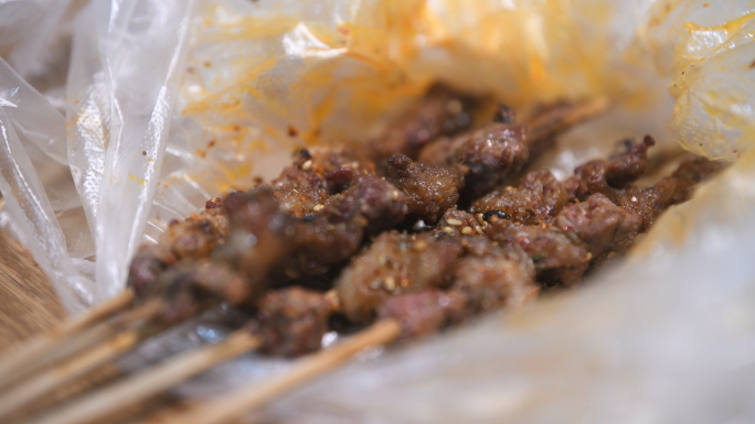 吃羊肉串、撸串、外卖、肉串、吃串、串