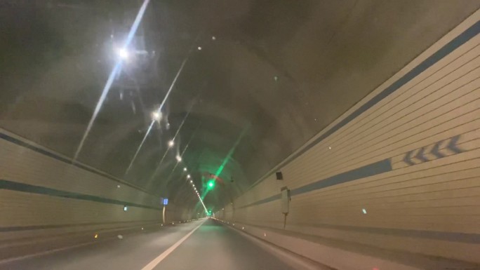 高速隧道行车2（1080P）