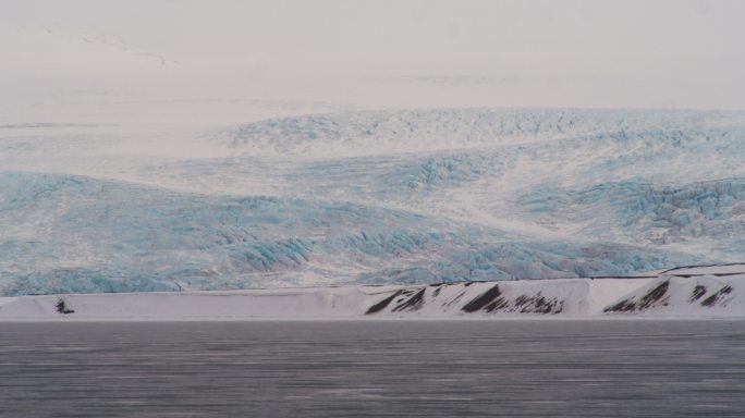 斯瓦尔巴群岛斯匹次卑尔根壮观的冰川