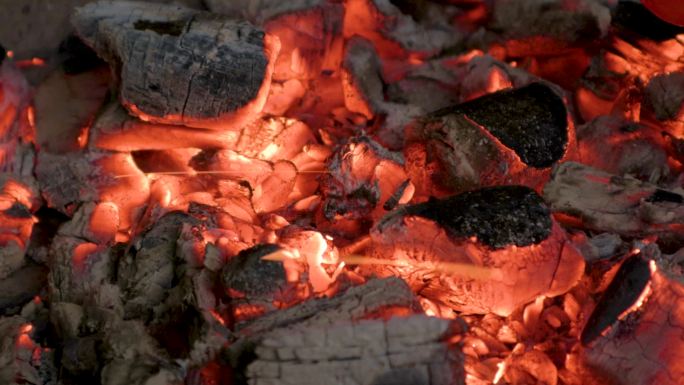 火红的炭火抽象木柴火-自然现象