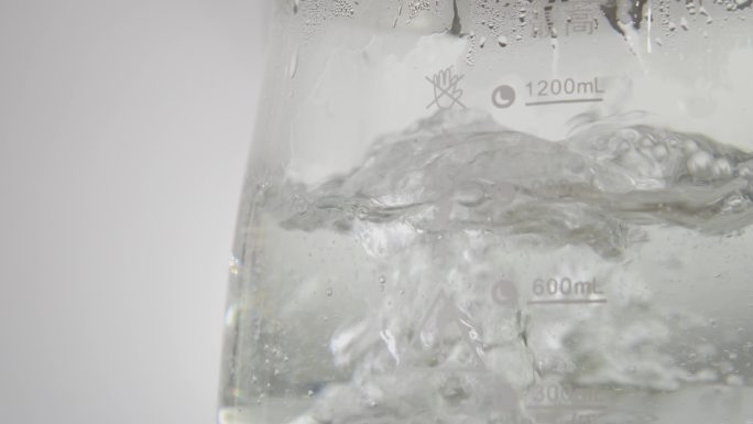 【4k】玻璃容器烧水