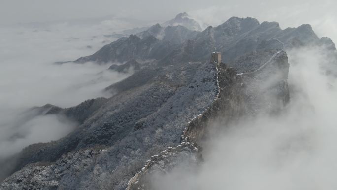 中国古老的长城雪景云海雾凇震撼山河