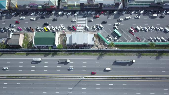 泰国曼谷芭堤雅高速公路停车休息区鸟瞰图