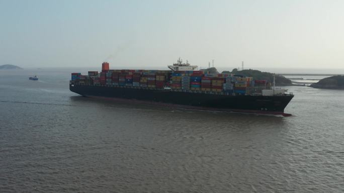 上海洋山深水港集装箱码头航拍4K