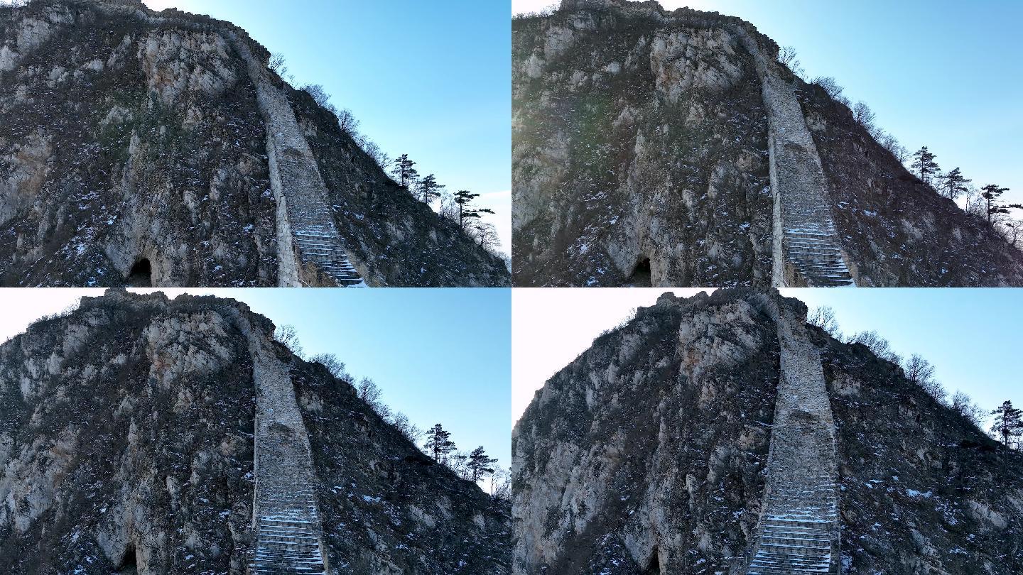 北京怀柔箭扣长城鹰飞倒仰