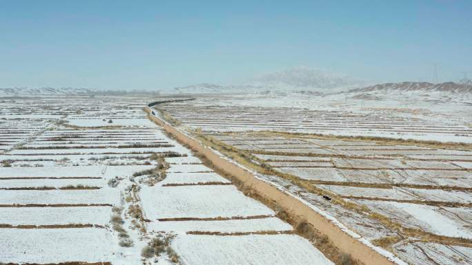 雪后的河西走廊永昌县明代长城-1