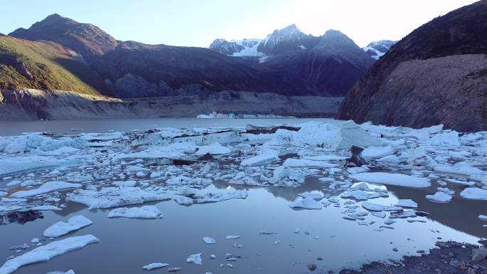 西藏然乌湖来古冰川（2）