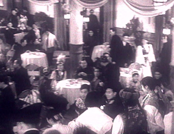 1956最早的春晚表演节目欢度春节