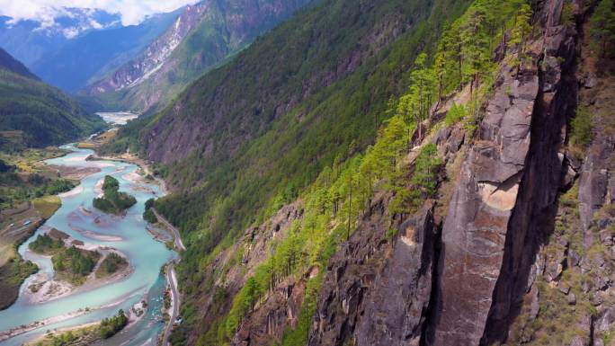 西藏察隅县桑曲河清水河大峡谷