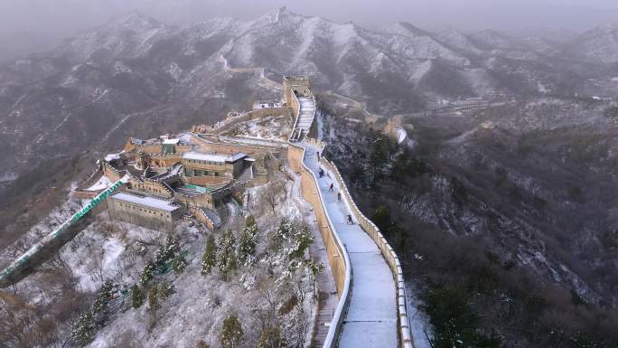 北京延庆八达岭长城雪景