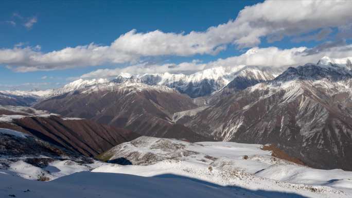 震撼壮观贡嘎山雪峰延时摄影大气自然风光