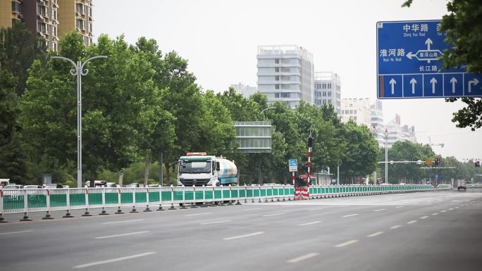 城市道路洒水车