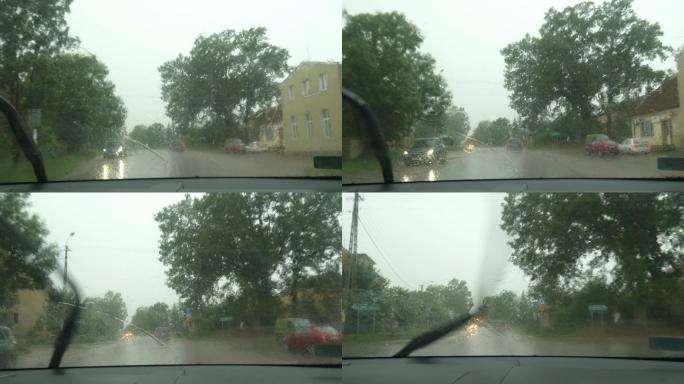 开车、倾盆大雨、司机和乘客的视角