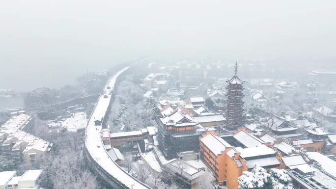 南京雪景 古鸡鸣寺