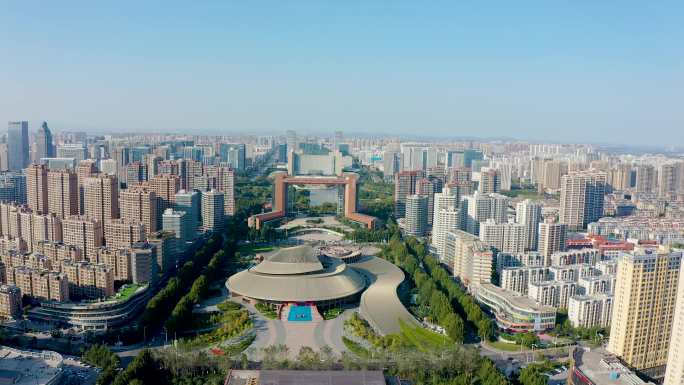 4K航拍山东临沂市北城新区中轴线风景