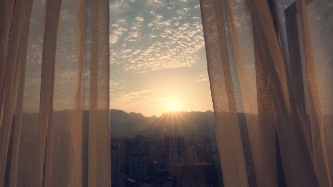 日出时的窗帘窗纱白纱窗台窗外风景生活朝阳