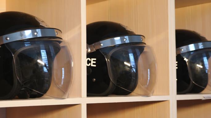 4k警察警用头盔防爆盾装备展示