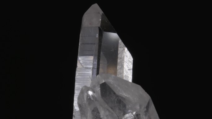 晶簇石英岩翡翠玉石玉器手镯项链钻戒璀璨晶