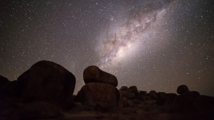 卡鲁卡鲁夜间延时夜空视频星辰银河星河星空