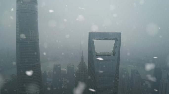 4K原素材-风雪中的陆家嘴摩天大楼