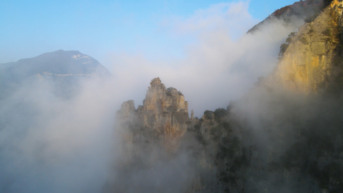 巫山神女景区神女峰神女庙