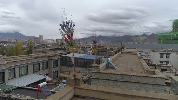 藏区民房