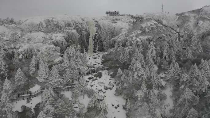 轿子雪山雪后树木森林航拍